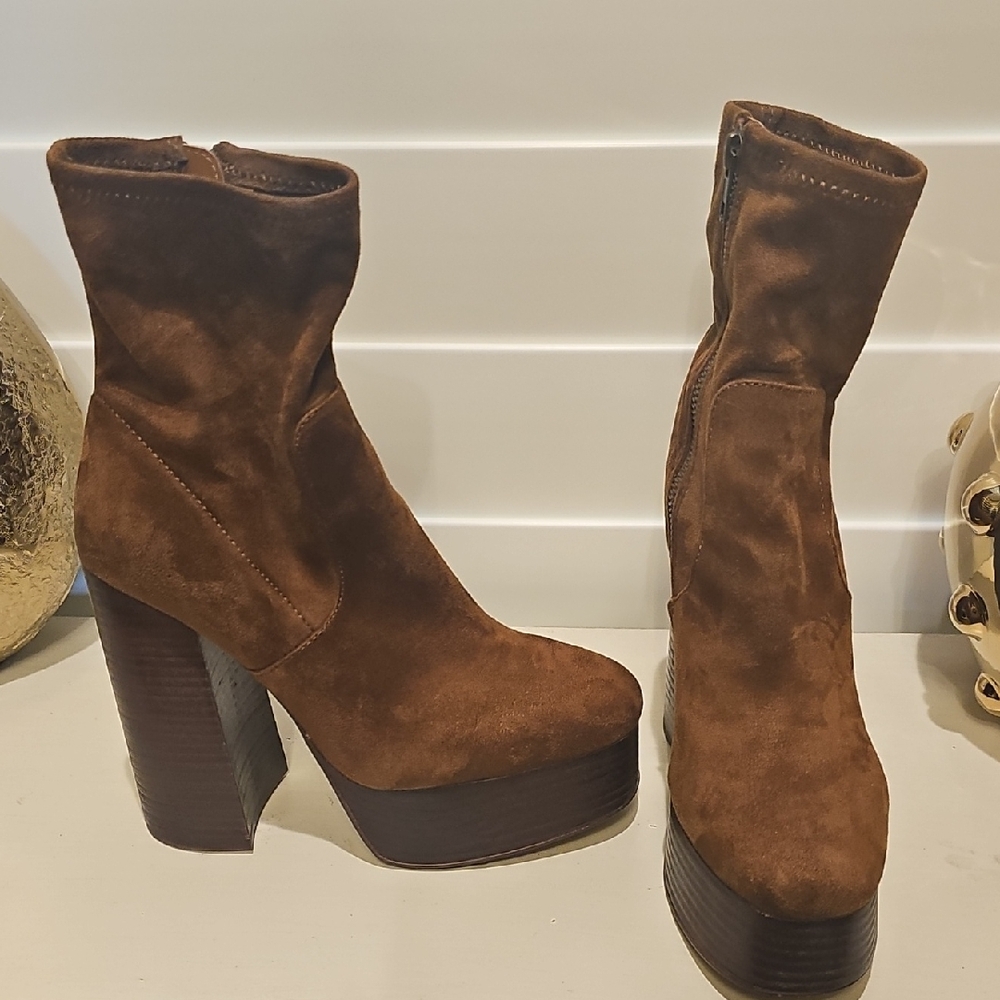 Steve Madden Brown Suede Platform Ankle Boots